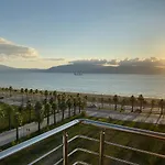 Sea Side *