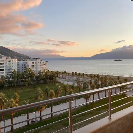 Sea Side Apartamento Vlorë